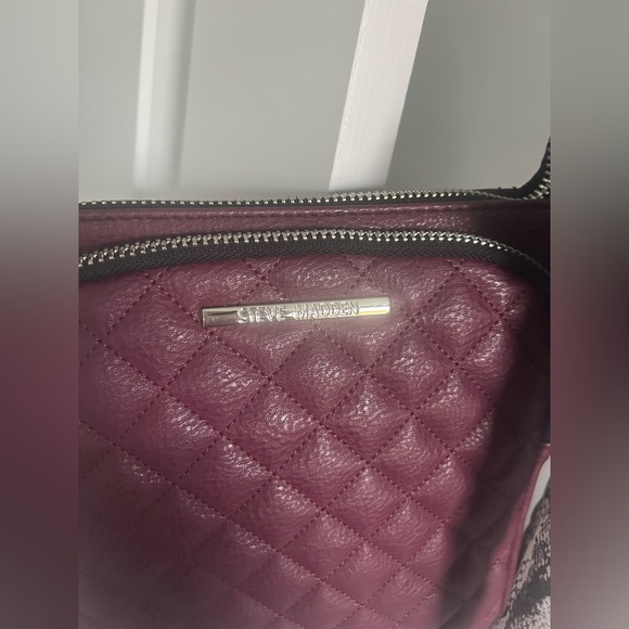 Steve Madden Maroon Crossbody bag - Picture 2 of 5